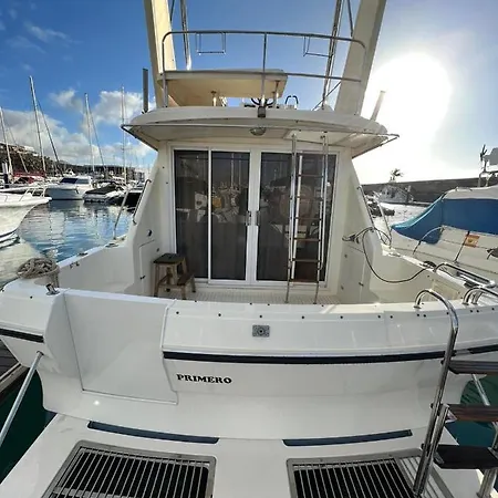 Barco Princess Cachucho Fly Botel Puerto Calero